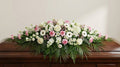 Raquette funéraire – Dominante blanche, touches de rose