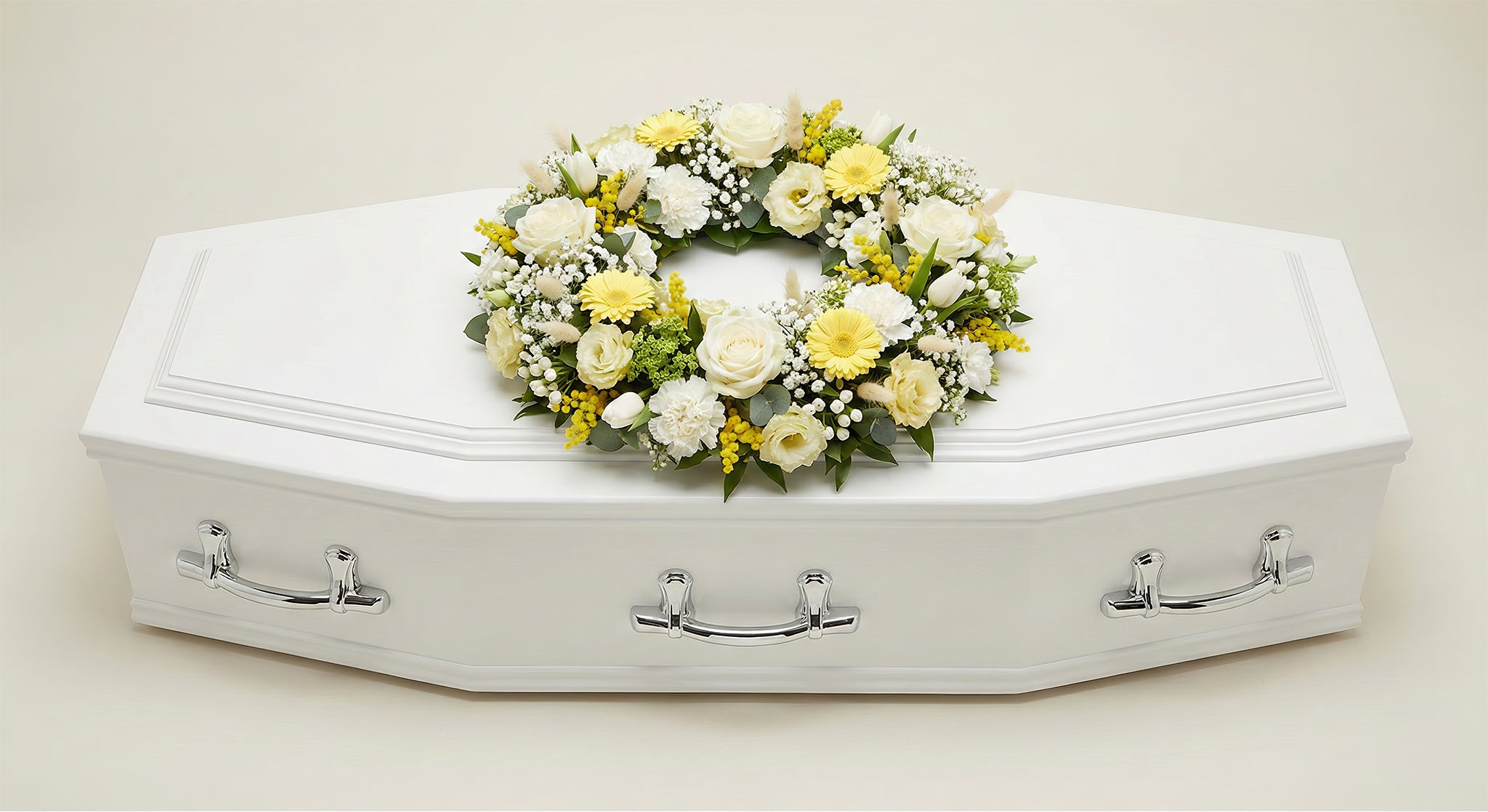 Couronne florale – Gamme Enfants – Dominante blanche, touches de jaune
