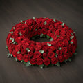 Couronne florale – Couronne exclusivement de roses rouges