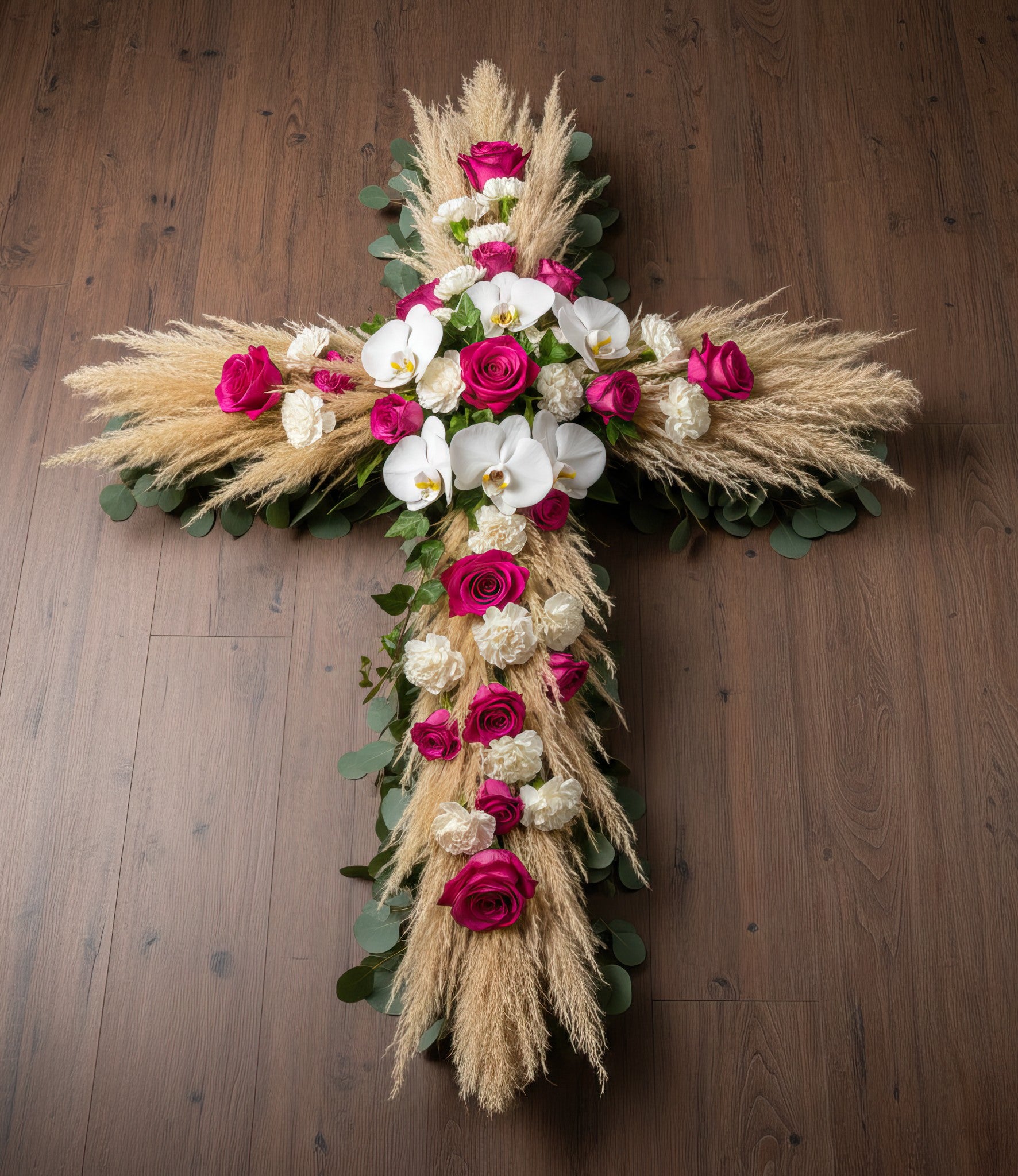 Croix florale – Champêtre en pampa, subtilement nuancée de blanc et de rose