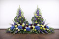 Devant de tombe – Dominante bleue, nuances de violet, vert et blanc