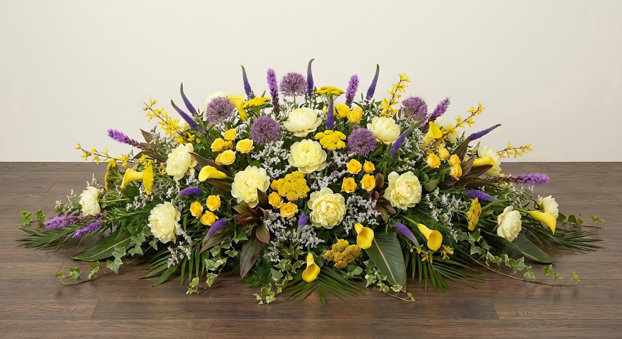 Coussin Premium – Dominante jaune, nuances de violet