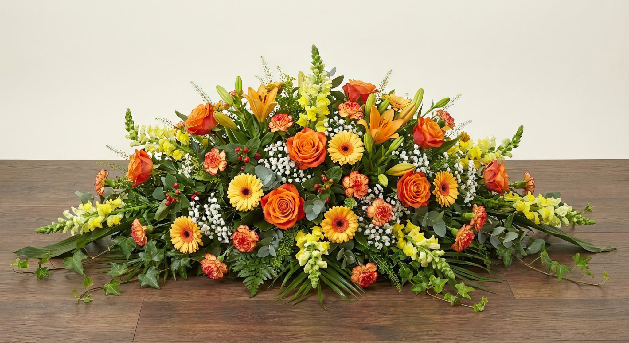 Coussin Premium – Dominante orange, nuances de jaune et touches de blanc