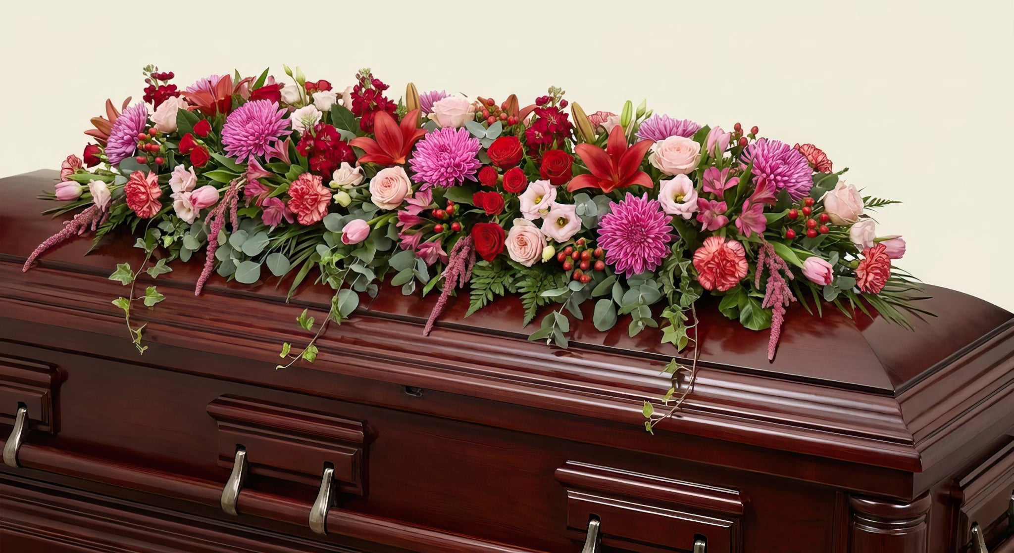 Dessus de cercueil – Dominante rose, touches de rouge