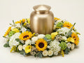 Urne florale – Dominante blanche, nuances de jaune