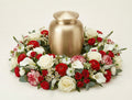 Urne florale – Dominante blanche, nuances de rouge