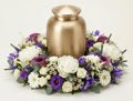 Urne florale – Dominante blanche, nuances de violet